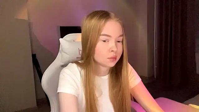 LumiSunn Live XXX chat