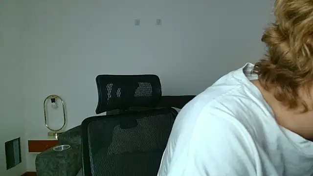 Blake_Parker Chat XXX in diretta