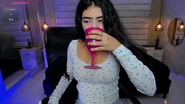 Chat +18 de VictoriaaBlair ao vivo