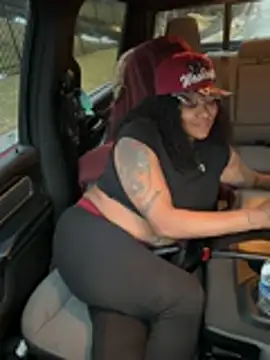 XXX chat uživo modela HaloRodeoLover2