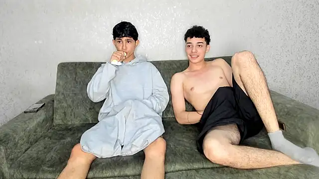 persy_sexxx18 Show Webcam