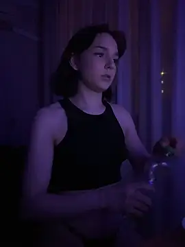 دردشة _PixelQueen_ الجنسية المباشرة