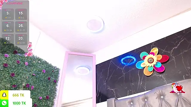 دردشة LAILAGUMMY الجنسية المباشرة