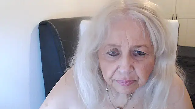 SusiLifeXXX live XXX chat