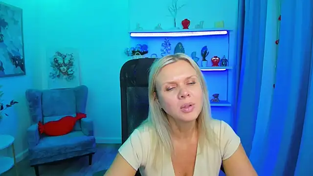 AgathaKlouin – Naživo XXX chat