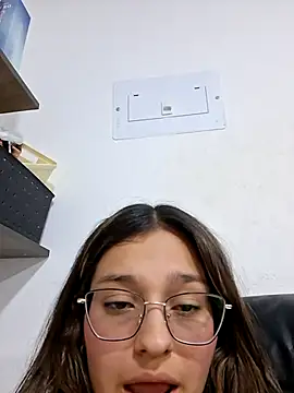 Ary-18 – Naživo XXX chat