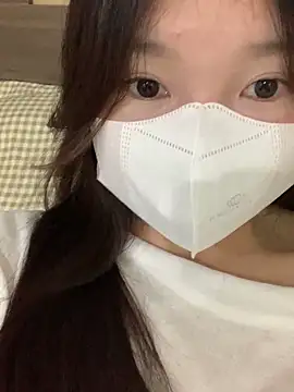 Rin-yiyi – webcam-show