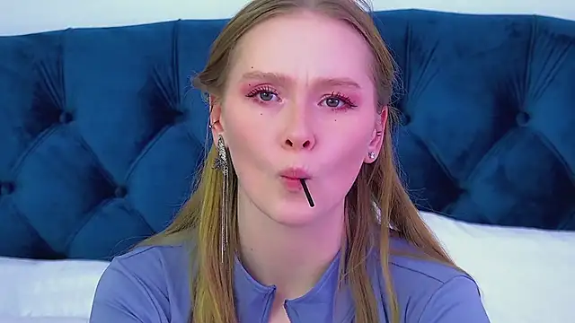 AgataFoxley 웹캠 쇼