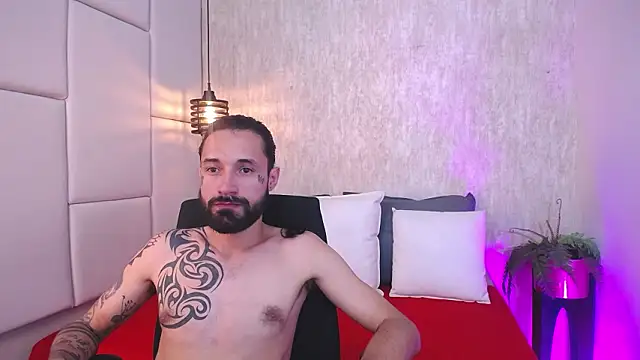 Hisoka_011 Live XXX-Chat