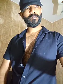 XXX chat uživo modela Bigkannan