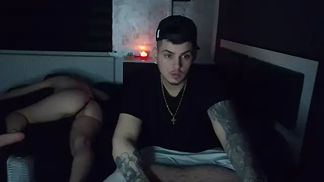 Chatroom XXX en direct de jessie_mmm