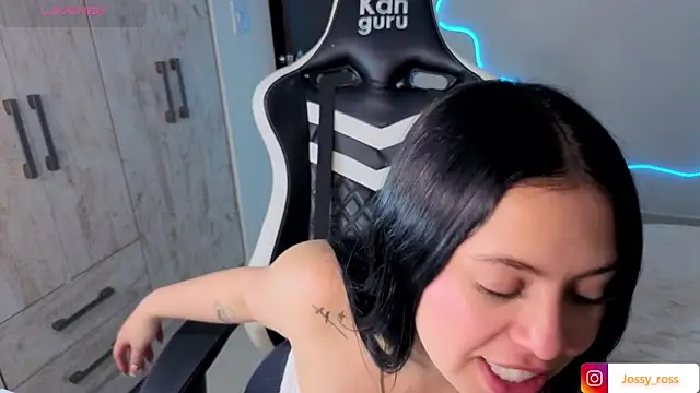 Victoryyy_ Adlı Modelin Canlı XXX Sohbeti