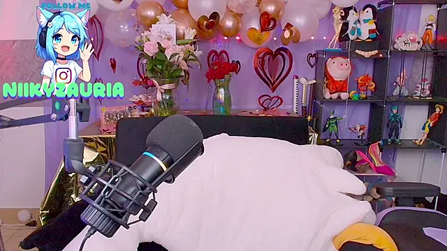 _niiky Chat XXX in diretta