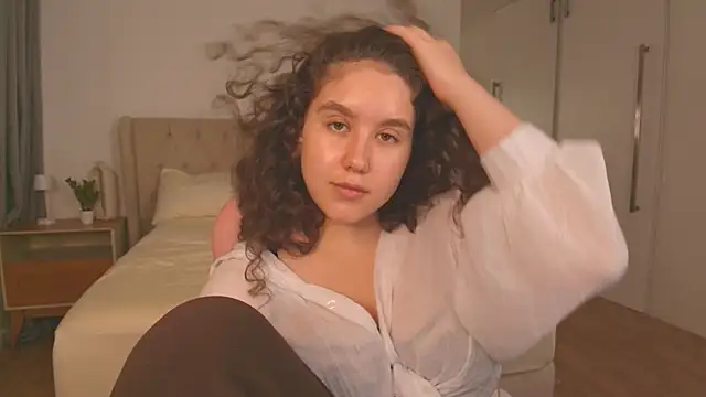 Ariella_Sol Pertunjukan Webcam