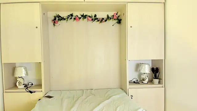 Chatroom XXX en direct de KendallRosse1