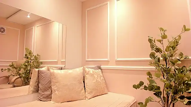 دردشة Lucy_Canel الجنسية المباشرة