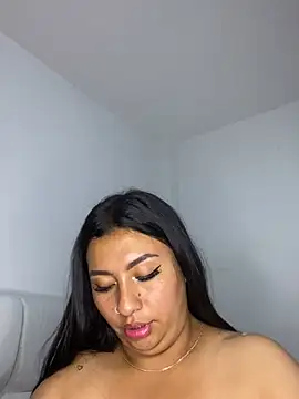 Chatroom XXX en direct de Issa_Santana