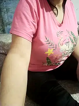 Z-dulkiraci0116's Live XXX Chat