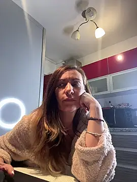 DivineAmely Chat XXX in diretta