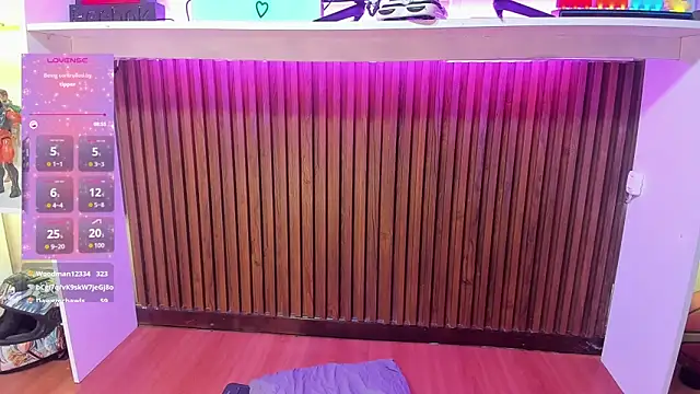 Show modela Dakota_Addams na web-kameri