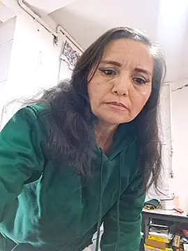 Chatroom XXX en direct de Alexamontiel_