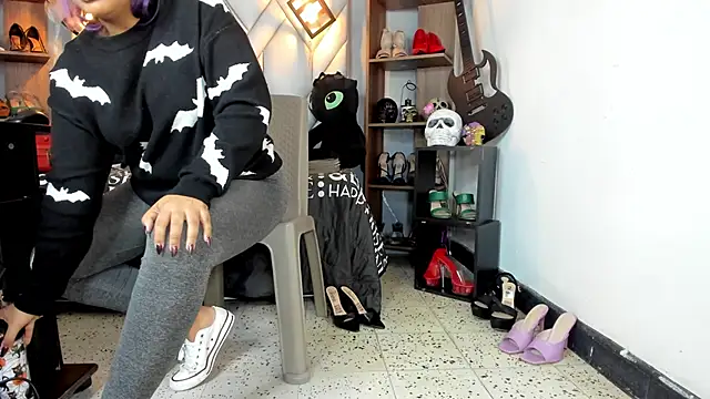 MirandaHaguen 网络视讯表演