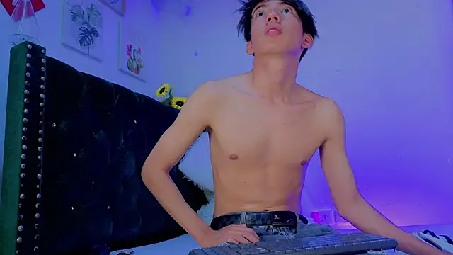 Levii_Ackermann: онлайн-секс-чат