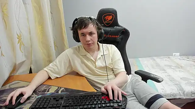 iliaskrislove: онлайн-секс-чат