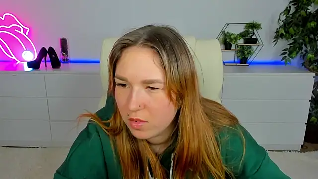 Sofii_darling 现场XXX聊天