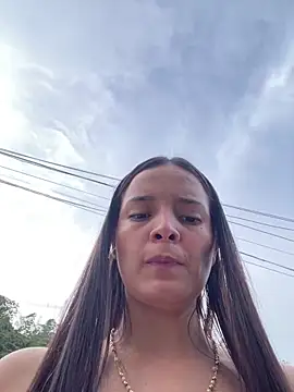 Mia_jhoonson Adlı Modelin Canlı XXX Sohbeti