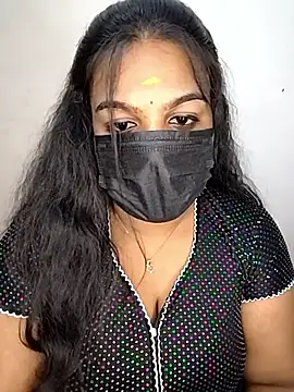 XXX chat uživo modela Tamil_Shara