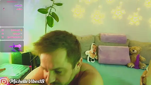 Chatroom XXX en direct de MichelleVibes18