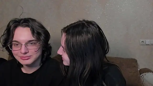 Онлайн чат XXX love_lina_muuur