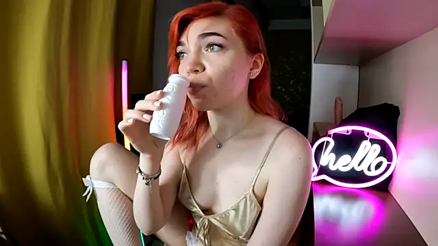 olivka-flower Adlı Modelin Canlı XXX Sohbeti