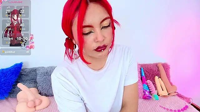 Chat XXX en directo de Cloee_Lovee