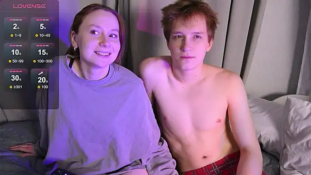 Show de Lola_Raivis_ na webcam