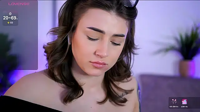 BabbyAisha: απευθείας συνομιλία ΧΧΧ