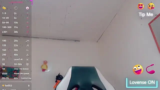 Oriana_braom Show Webcam