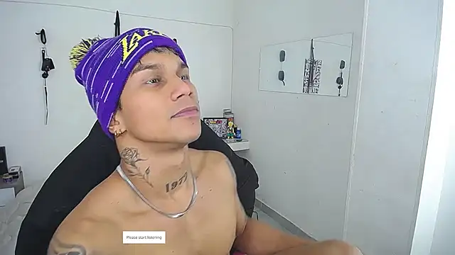 Leonard_Price Show Webcam