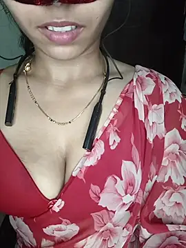 Savita2310のライブXXXチャット