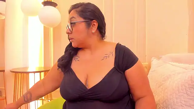 Chat XXX ao vivo de ViickyLee