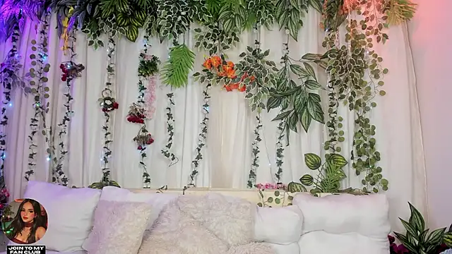 cata_desire's Live XXX Chat