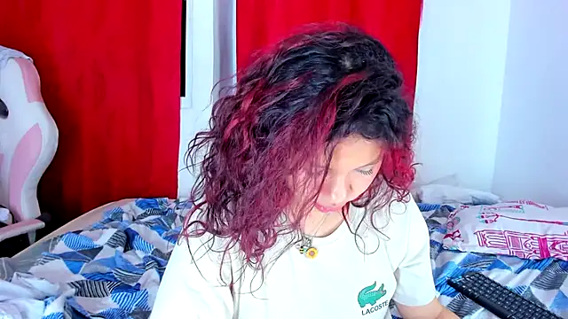 Chat XXX ao vivo de Emily_Coper18