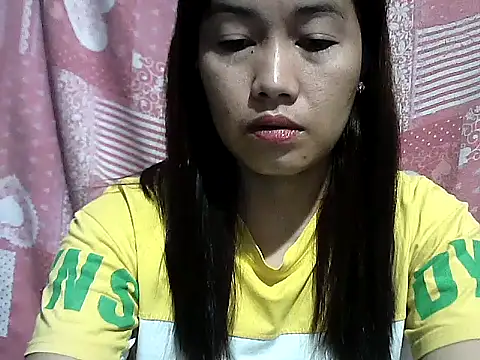 CreamyPussy30 在線直播表演