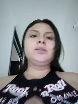 Chat +18 de yessica_gomez01 ao vivo