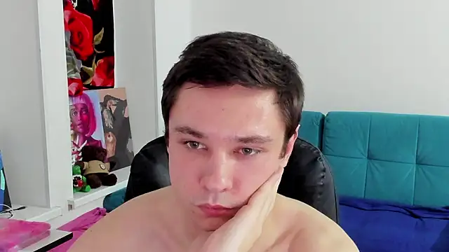 Alexmansuper 现场XXX聊天