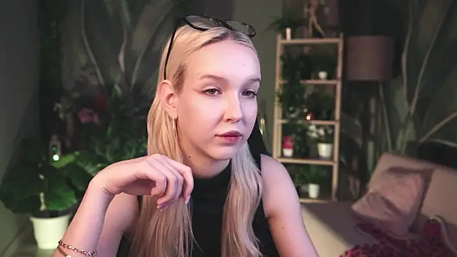 MaoqiBeverly's Live XXX Chat