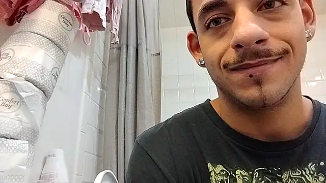 momo0208 Webcam-Show