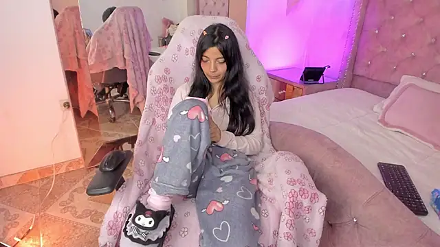 sofi_soft_ Chat XXX live