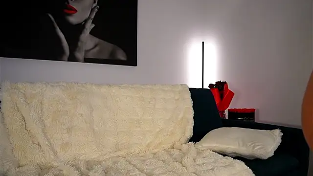 izzy_belle 现场XXX聊天